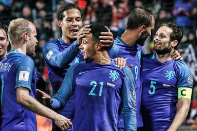 Van Dijk en Blind favoriete aanvoerders Oranje