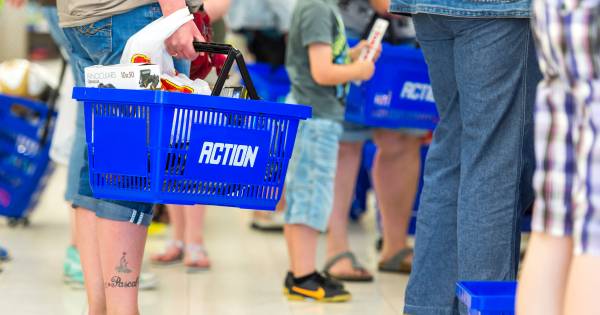 Ontslag Action Medewerker Onterecht Niet Betaald Plastic Tasje Kost Winkelketen Nu 7200 Euro Ad Werkt Ad Nl