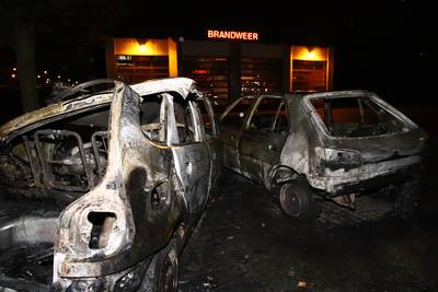 Brandweer rukt uit voor brand op eigen kazerneterrein in Waardenburg