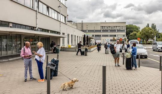 Franse uitbater haalt cash weg bij noodlijdende luchthavens: zo werkt de geldstroom achter Deurne en Oostende