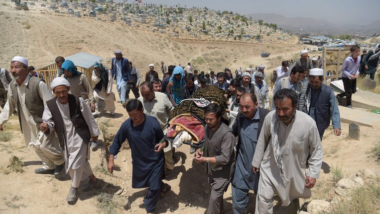 Taliban en IS achter bloedbad met 50 doden in Afghanistan ...