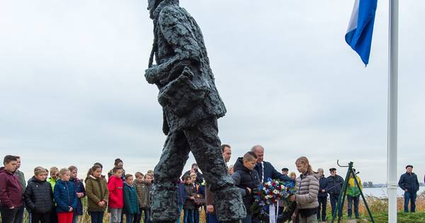 ‘Verhaal van de liniecrossers levend houden in Lage Zwaluwe’