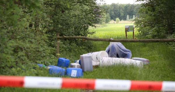 Drugsafval gedumpt in buitengebied Casteren | Kempen | ed.nl - Eindhovens Dagblad