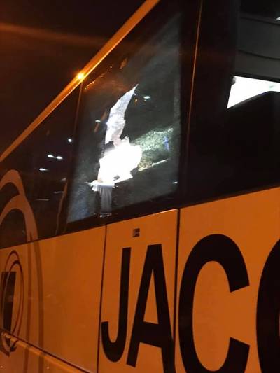 MVV over stenengooiende ‘fans’ in België: ‘Laf gedrag’