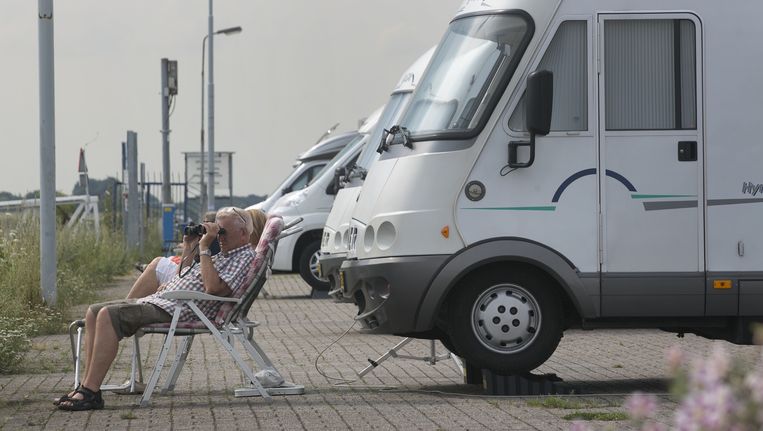 Voorpagina Versterkt krant cliché van rijke pensionado? - Volkskrant