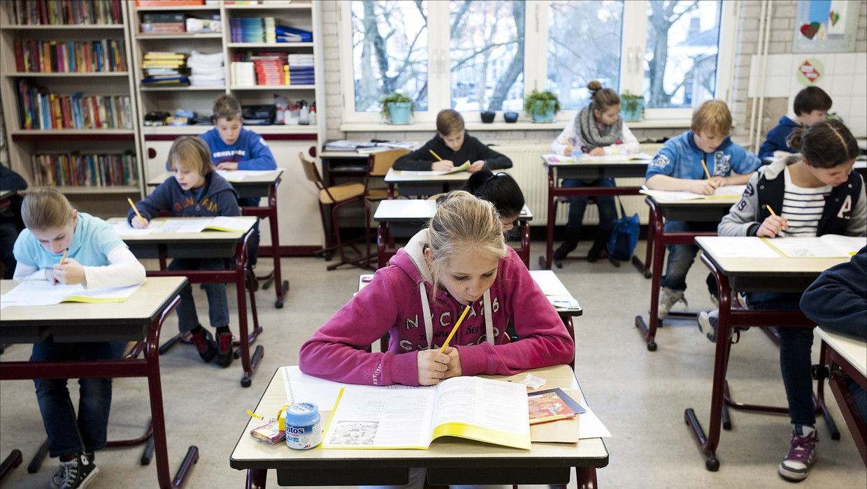 Nieuw plaatsingssysteem middelbare scholen moet einde maken aan ellende | Het Parool