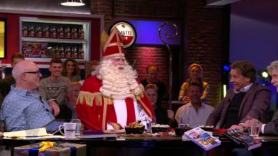 'Boos directeurtje' verrast Voetbal Inside-mannen als Sint