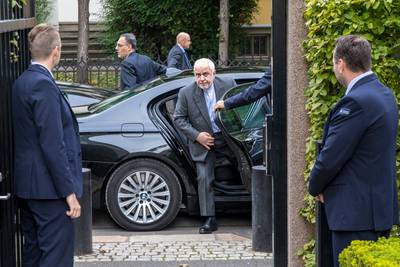 Coup de tonnerre au G7: le ministre iranien des Affaires étrangères débarque à Biarritz