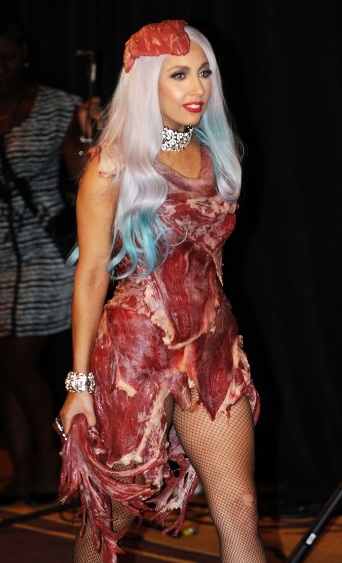Vleesjurk Lady Gaga Extravagantste Outfit Bizar Ad Nl