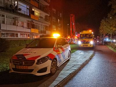 Man gewond bij flat in Wageningen