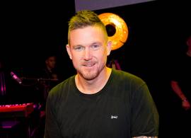 Johnny de Mol over het grote verdriet van zijn moeder