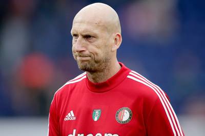 Ziekenboeg Feyenoord groeit, Stam weet niet wie op te opstellen