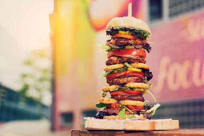 Uitdaging: eet 'Bucketlist Burger' binnen 20 minuten