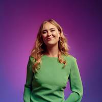 StuBru zoekt nieuw talent: ‘Een TikTok-filmpje kun je twintig keer opnieuw opnemen. Wanneer in de radiostudio die rode lamp aanfloept, heb je maar één kans’