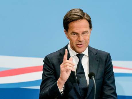 Kelly Draagt Niks Onder Jasje Jan Dulles Beetje Verliefd Op Marieke Elsinga Overig Ad Nl