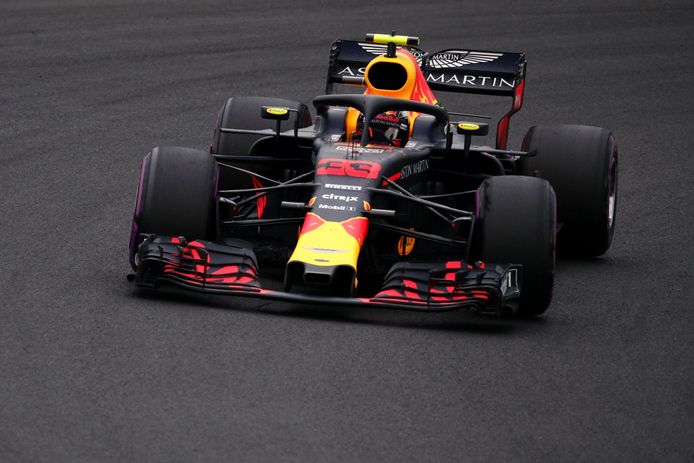 Hamilton Pakt Pole Verstappen Zevende In Kletsnatte Kwalificatie Formule 1 Ad Nl