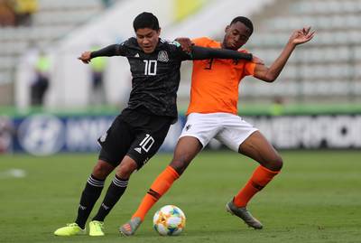 LIVE | Nederland en Mexico schuwen risico's in bleek duel