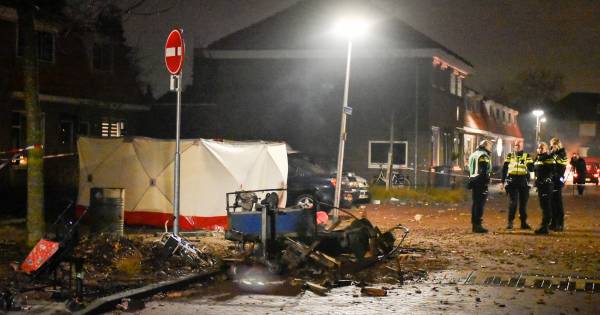 Nog Veel Raadsels Rond Fatale Vuurwerkbom In Enschede Pas In 2021 Duidelijkheid Enschede Tubantia Nl