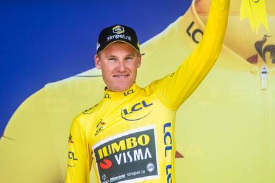 Knuffelen met de oom van de gele trui en praten over dé koers