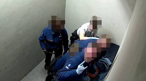 “Zijn hele gezicht zat onder het bloed. De geur was niet te harden”