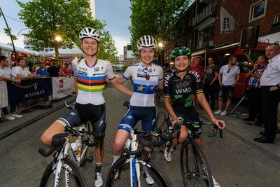 Van der Breggen wint Nacht van Hengelo