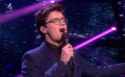 ‘Broertje van Rob Jetten’ maakt indruk in liveshow The Voice