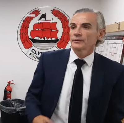 Schotse voetbaltrainer Danny Lennon (50) valt in tijdens bekerwedstrijd eigen team