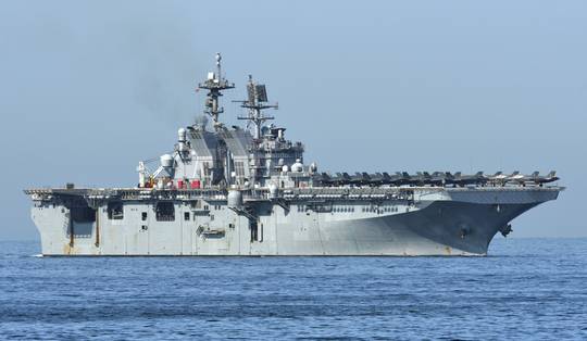 Washington Post: ‘Pentagon bereidt grondoperaties in Iran voor’ • Iran dreigt met aanvallen op Amerikaanse universiteiten in Midden-Oosten