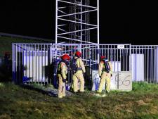 Minister: Brandstichting zendmasten aanval op hulpdiensten, forse gevangenisstraf voor daders