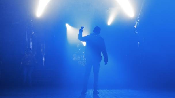 Here We Move, Here We Groove