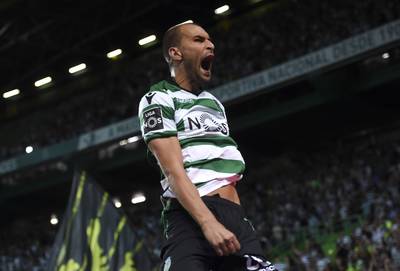 Dost gaat verder met scoren in Portugal