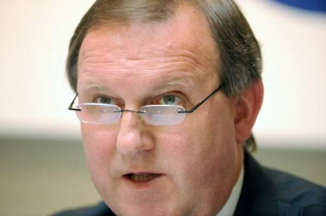 Het ministerrapport van Dirk Van Mechelen 7,5/10 De