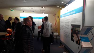 Drukke bijeenkomst over Lelystad Airport: ‘Ik hoop dat het rijk Lelystad niet in de kou laat staan’