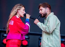 Suzan en Freek delen dat Freek uitgezaaide longkanker heeft én dat ze hun eerste kindje verwachten