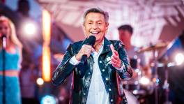 Willy Sommers tovert Westende om tot een Spaanse fiesta