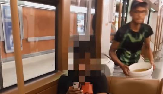 Niemand wil de pranks van youtuber YaNike zien, ook niet als hij met stront gooit op de Brusselse metro
