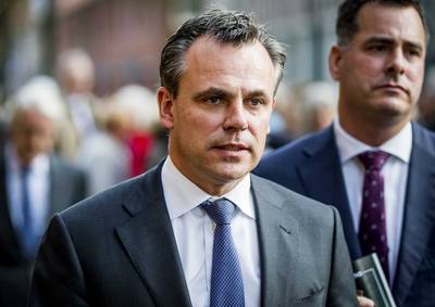 Kabinet: Rellende asielzoeker sneller naar aso-azc