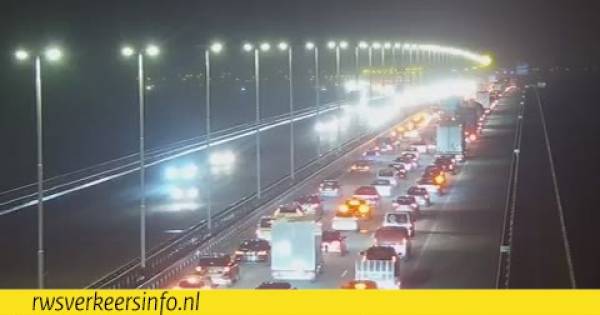 Verkeer omgeleid na ongeluk op A16 | 112 & misdaad | bndestem.nl - BN DeStem