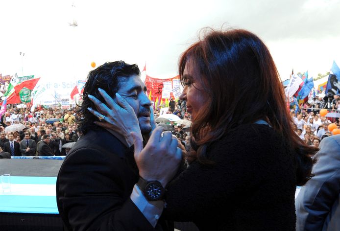 Cristina Fernandez de Kirchner, présidente argentine, et Diego Maradona le 2 décembre 2010