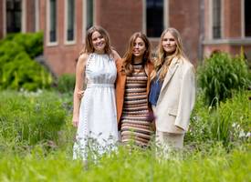 Vroeger not done, nu helemaal hip: royal doorkijkjes