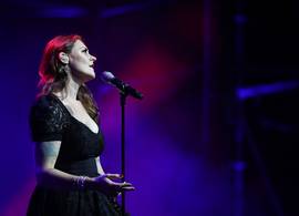 Zangeres Floor Jansen (41) heeft borstkanker