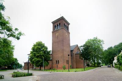 Kerkhofploeg Deest gooit hark erbij neer: ‘Wij worden afgescheept met een tuinhuisje’