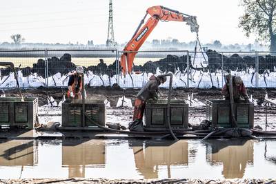 Nieuwe vertraging dreigt voor doortrekken A15: aanleg bruggen en tunnels ligt stil