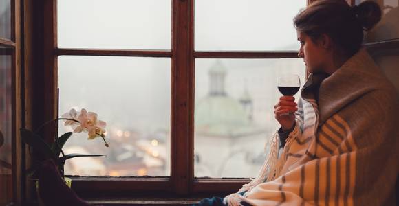 Tournée Minérale: waarom je meer baat hebt bij een alcoholvrije maand dan je denkt. “Alcohol is nu onze teddybeer. Maar het is ook een wolf in schaapskleren”