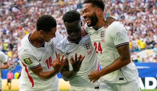 Engeland smeert Frankrijk 6-4-nederlaag aan in spectaculaire ‘troostfinale’