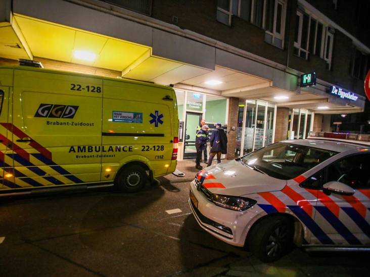 Twee gewonden bij steekpartij in Helmond, illegaal vuurwerk gevonden op plaats delict