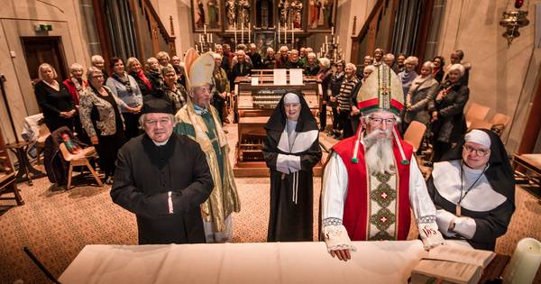 Terug in de tijd met revue in Heilige Blasiuskerk in Delden