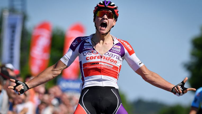 Wout van Aert en Mathieu van der Poel zijn zondag ...