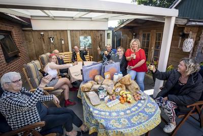 Geen dorpsfeest in Tilligte, dan wel met zijn allen aan de brunch