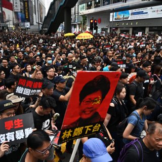 Hongkongs leider Carrie Lam is aangeschoten wild